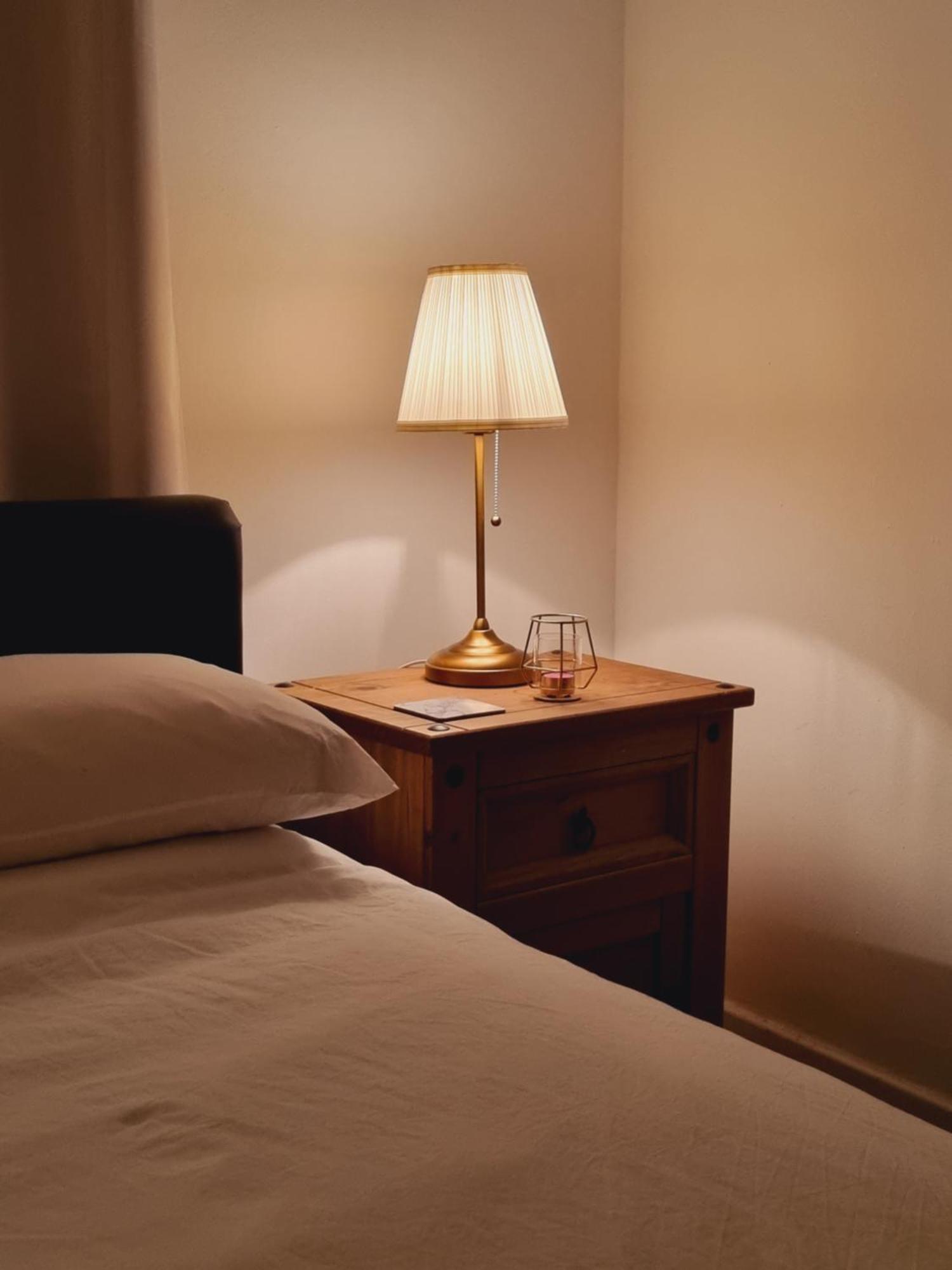Beautiful Double Room In Acton, West ลอนดอน ภายนอก รูปภาพ