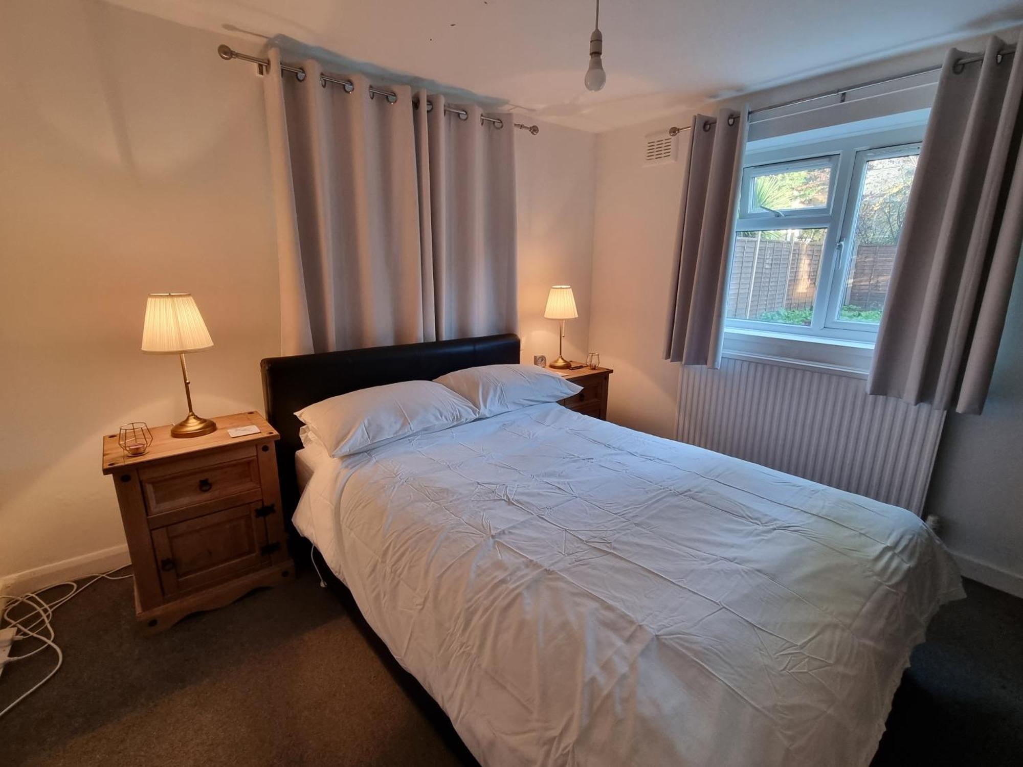 Beautiful Double Room In Acton, West ลอนดอน ภายนอก รูปภาพ